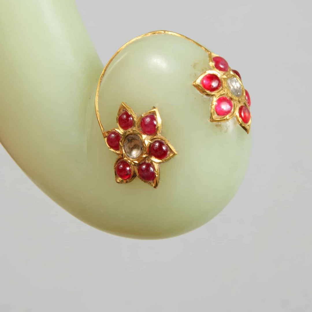 Mughal Jewelled Jade-Hilted Khanjar Dagger