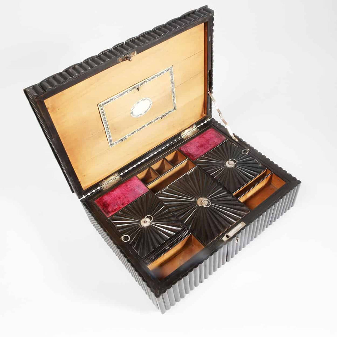 Anglo-Indian Workbox in Buffalo Horn & Sandalwood