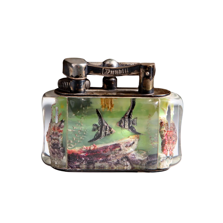 Vintage Dunhill aquarium table lighter with scalar fish design by Collection JA10 in lucite and silver brass