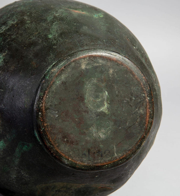 Base of a patinated bronze Grand Tour Neapolitan vase circa 1900 attributed to De Angelis, Collection TH20