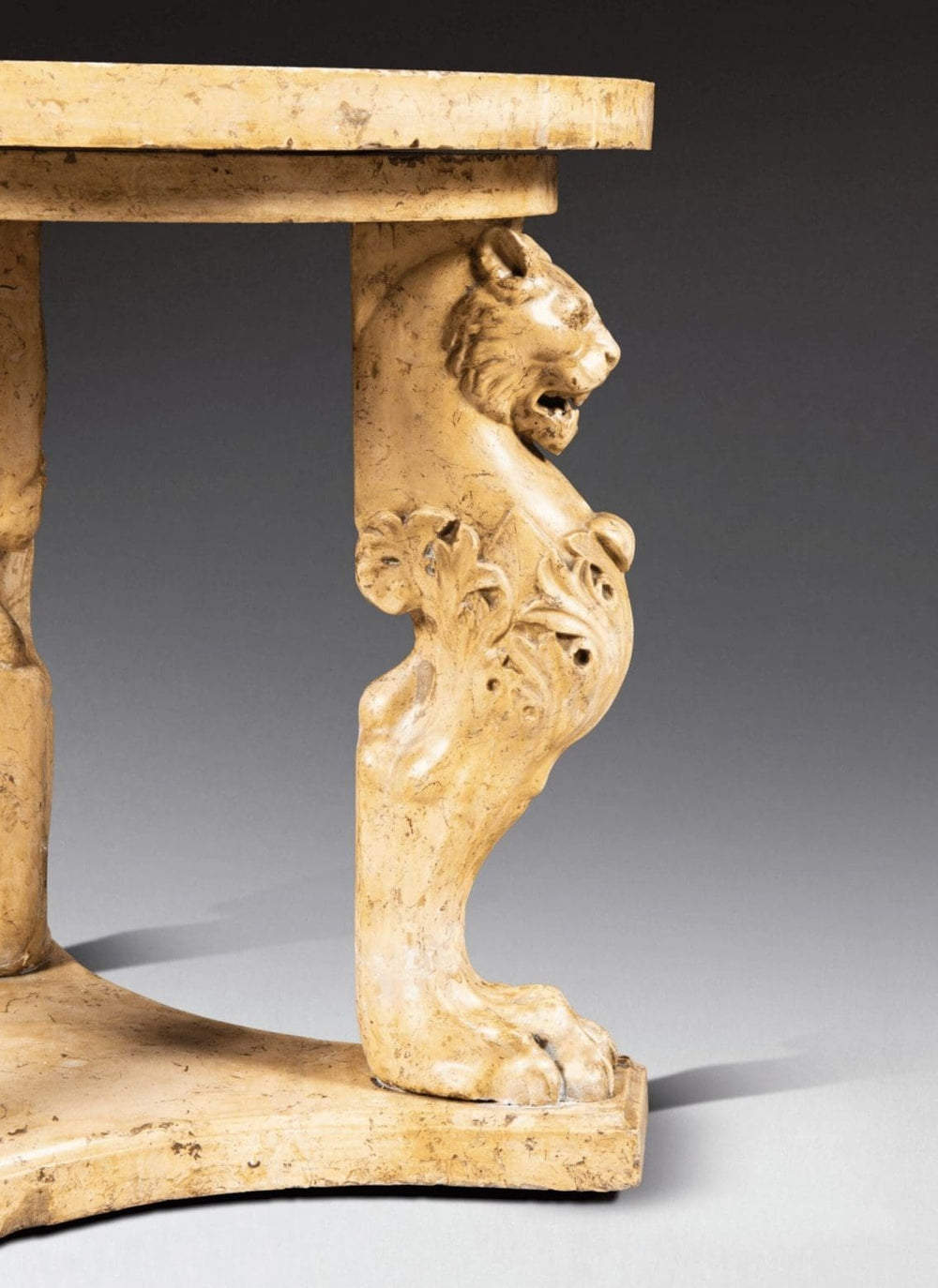 Italian ‘Siena marble’ Scagliola Tripod Table with ornate lion monopodiae leg, early 19th century Italian antique table detail.