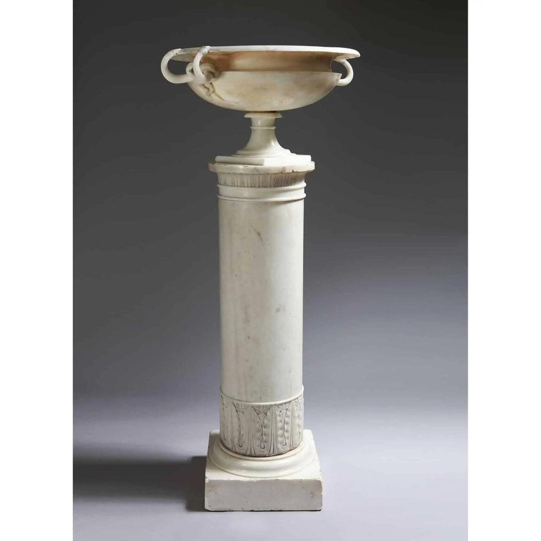 Lorenzo Bartolini Neo-Classical marble tazza with entwined snake handles on decorative column circa 1810.