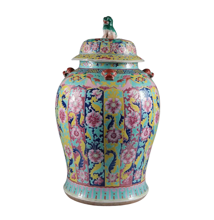 Large 19th-century Qing Dynasty Chinese porcelain vase with colorful floral and guardian lion designs by Collection EE20