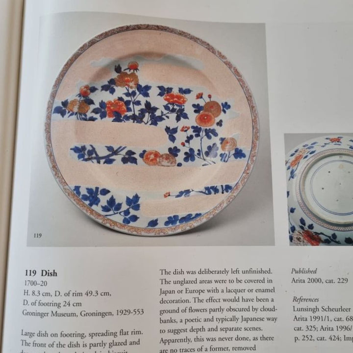 18th century Arita porcelain dish with cobalt blue and floral patterns, partly unfinished, from Collection EE20