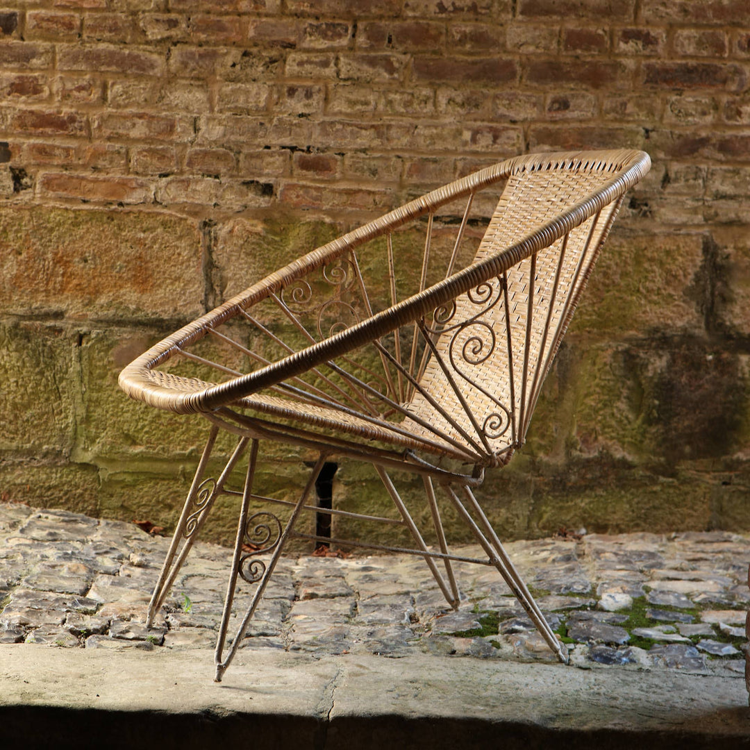 Vintage mid-century Modernist wireframe rattan chair with metal frame by Collection EE30, perfect for elegant interiors.