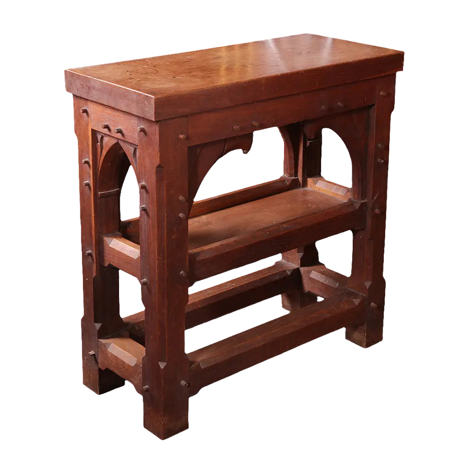 Arts and Crafts Gothic Revival Etagere oak shelf with projecting dowels, hand-crafted English design circa 1900.