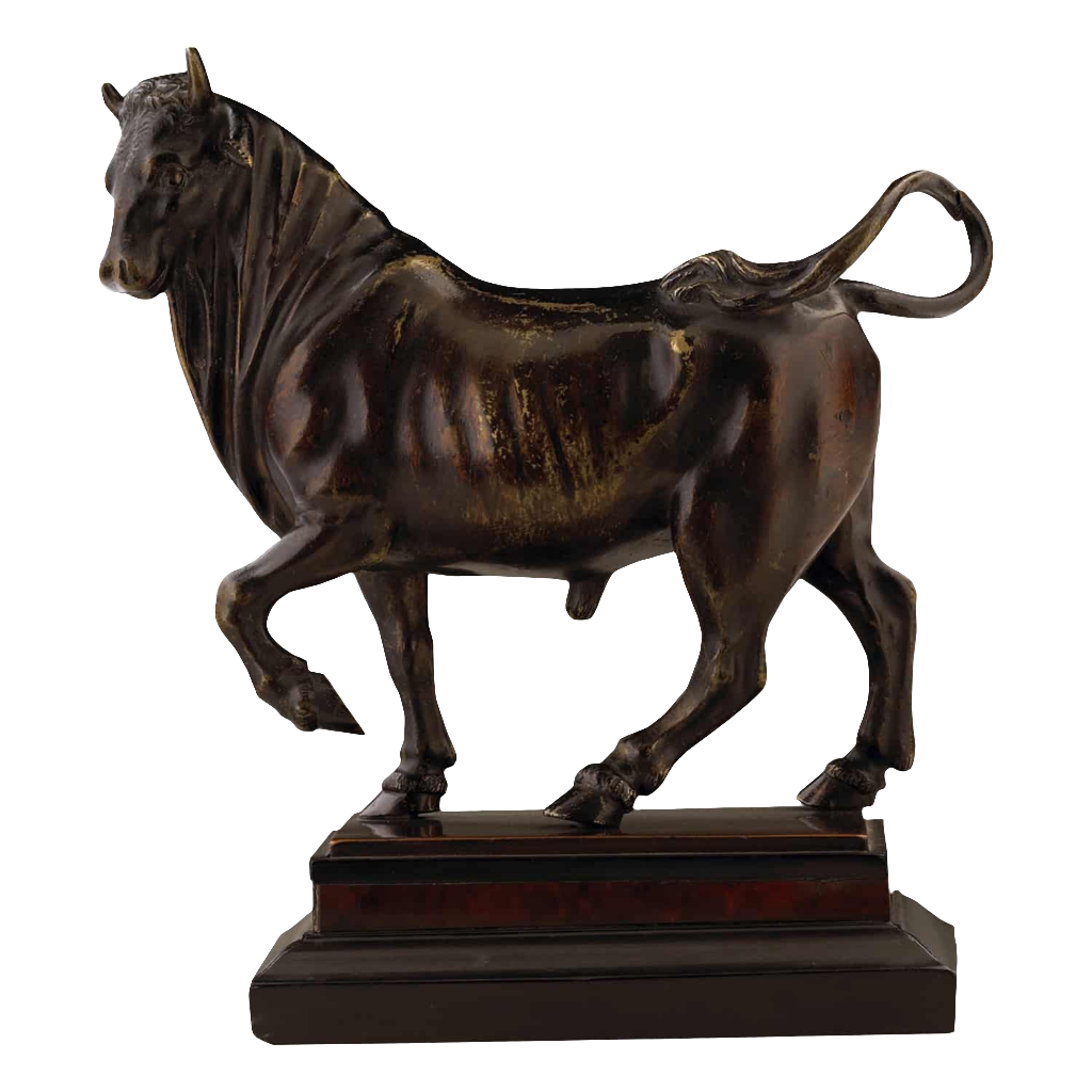 Giambologna Late Renaissance bronze walking bull sculpture, Italy circa 1650, detailed and antique decorative art piece.