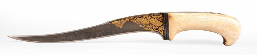 Guide to preserving a collection of antique arms and armour
