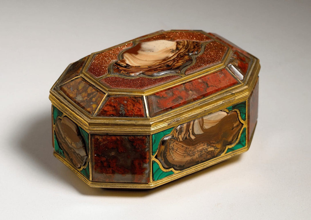 Boxes, Caddies and Caskets