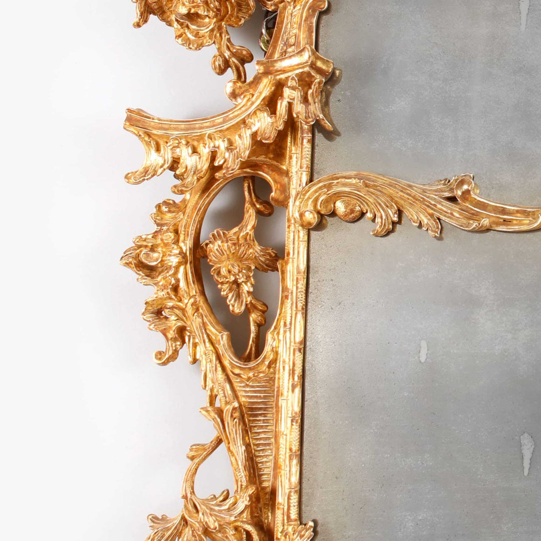 George III Giltwood Pier Mirror 175x94cm ornate giltwood rococo frame with rocailles and acanthus carvings detail close-up