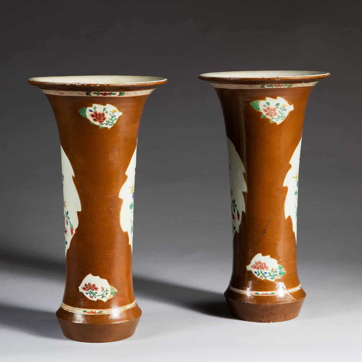 Pair Of Japanned Berlin Chinoiserie Wucai Batavia Trumpet Vases
