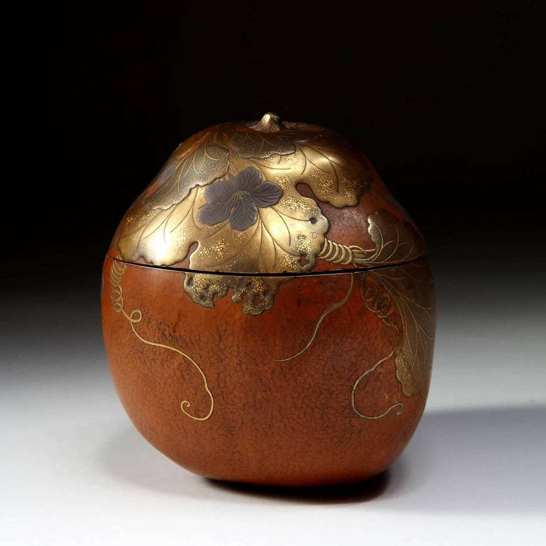 Meiji Japanese Gourd Caddy taka-maki-e and Nashiji Lacquer