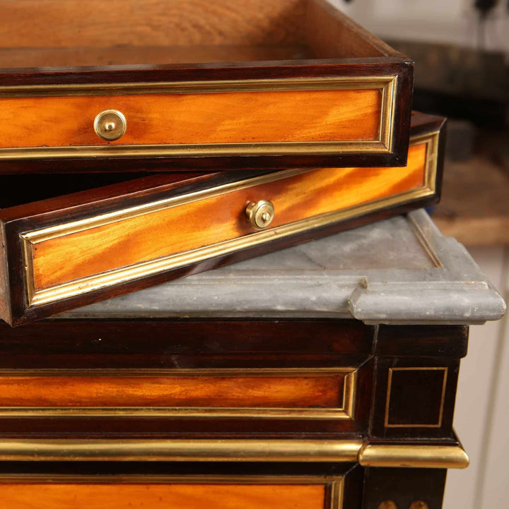 French Directoire Satinwood Secretaire Abattant with brass fluted accents and rosewood trim, circa 1800 vintage detail close-up.
