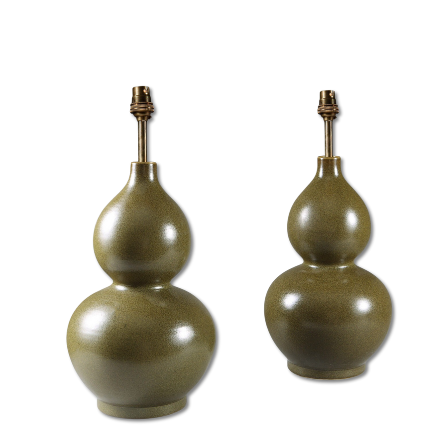 Pair of speckled green double gourd vase lamps with a powder monochrome finish, 36 cm tall and 20 cm diameter.