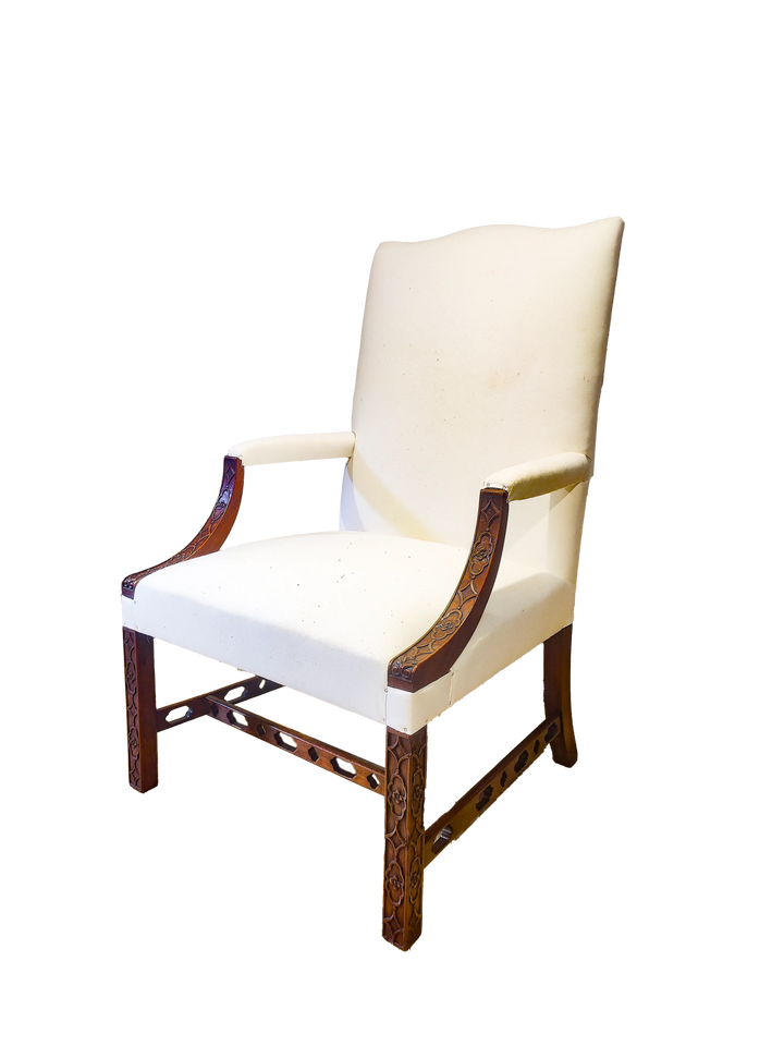 Elegant George III library armchair with white upholstery and carved wood, from Collection CK10 circa 1770 England.