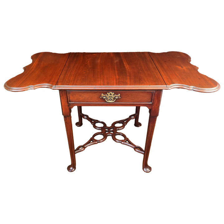 Rare early 18th century George II mahogany Pembroke table with drawer and stretcher from Collection CK30