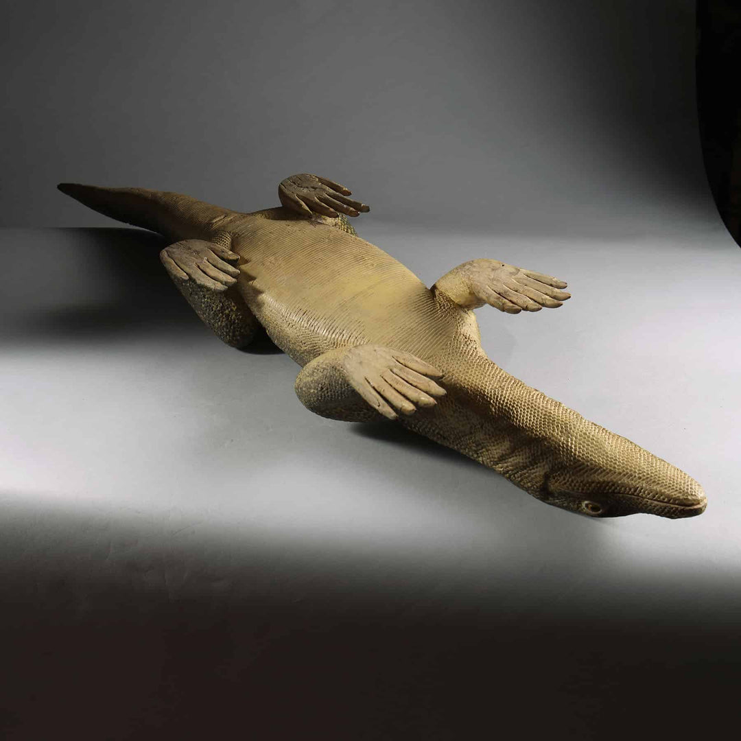 CARVED WOOD FIGURE OF A KOMODO DRAGON, INDONESIA, 20TH CENTURY