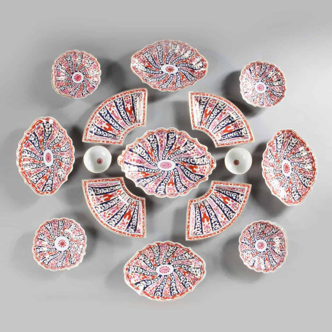 Worcester Queen Charlotte pattern composite service 65 pc’s