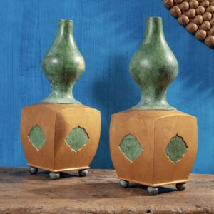 Pair of Green and Gold Lacquered Wooden Table Lamps with Chinese inspired design, 55 cm tall and 22 cm wide.