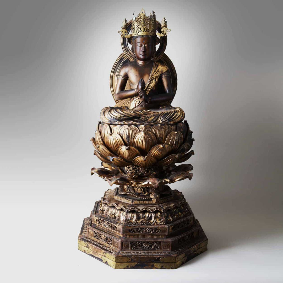 A Fine Carved Wooden And Gilt Dainichi Nyorai Japanese Buddha