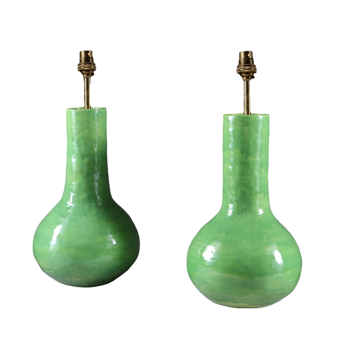 Pair of green vase lamps with glazed finish by Andrew Allfree, height 38 cm, diameter 21 cm, elegant design.