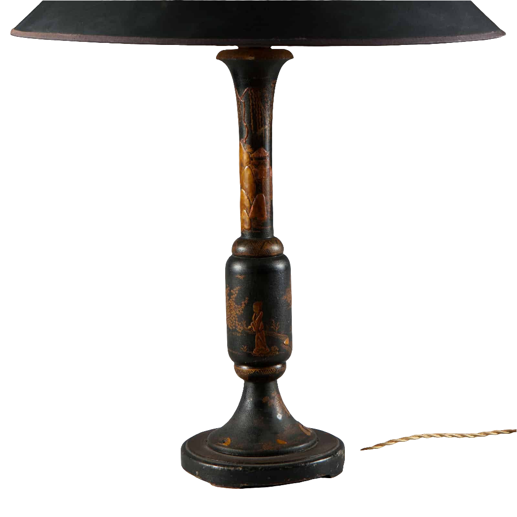 Chinoiserie Black and Gilt lacquered Table Lamp with detailed oriental designs and black shade, continental circa 1900.