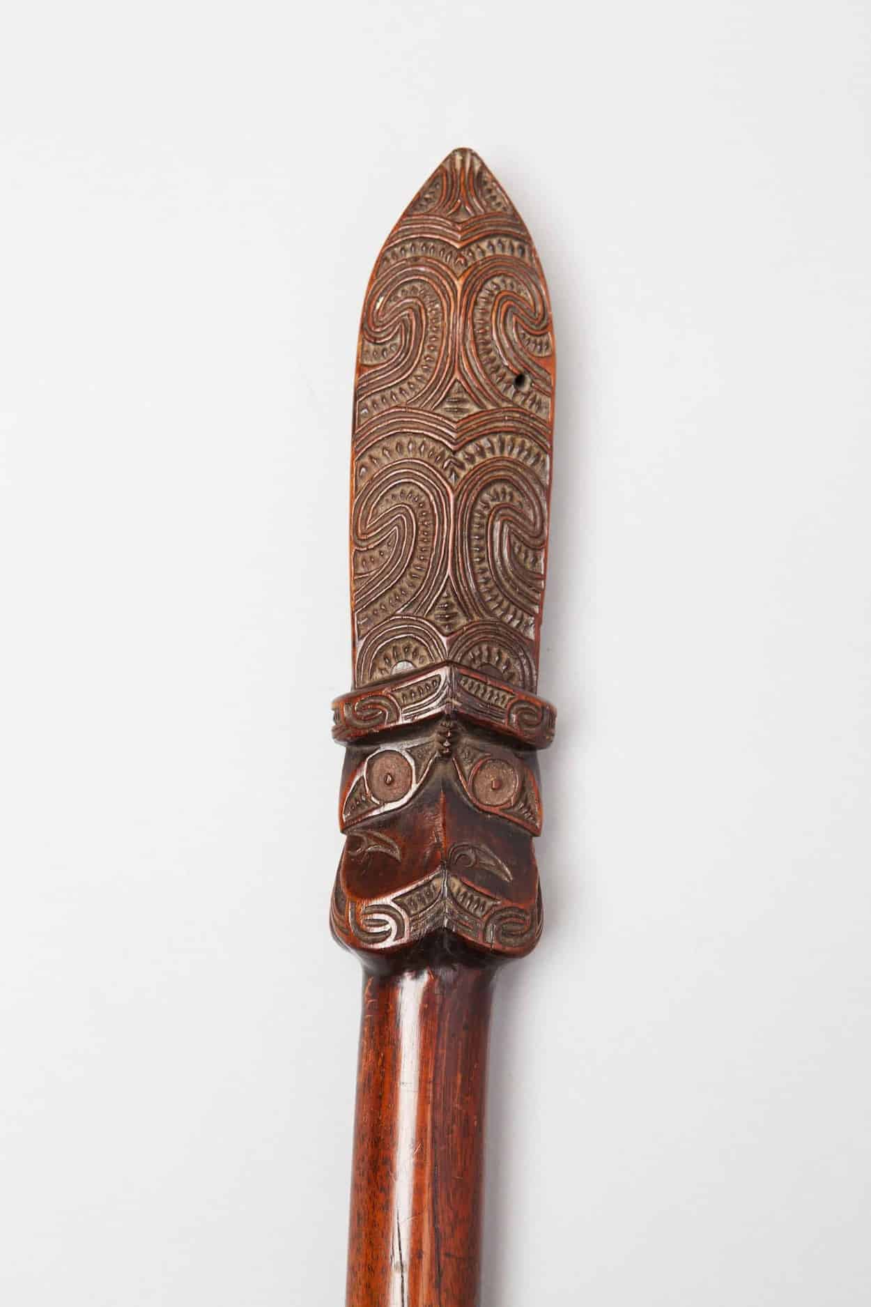 MAORI さま　4枚 Maori Taiaha - Quarter-Staff Club Discovery | Nicholas Wells Antiques